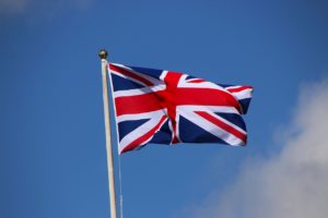 Governo britânico admite trocar “porrete” pela conversa